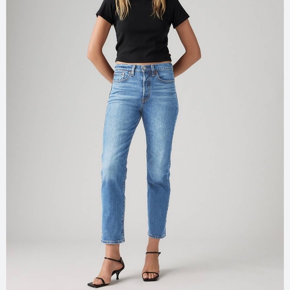 Levi’s Wedgie Icon Fit Blue Jeans, Ankle length, size 26 - Picture 2 of 10